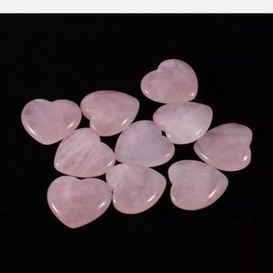 Cuore Di Quarzo Rosa – Palm Stone Lucidata Per Reiki, Meditazione E Amore